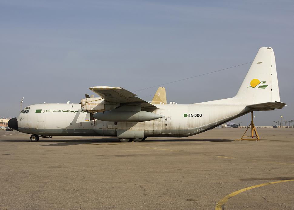 C-130 5A-DOO CLOFTING IMG 7045