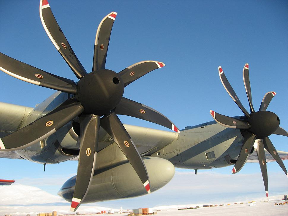 UTC Aerospace Systems NP2000 propeller system