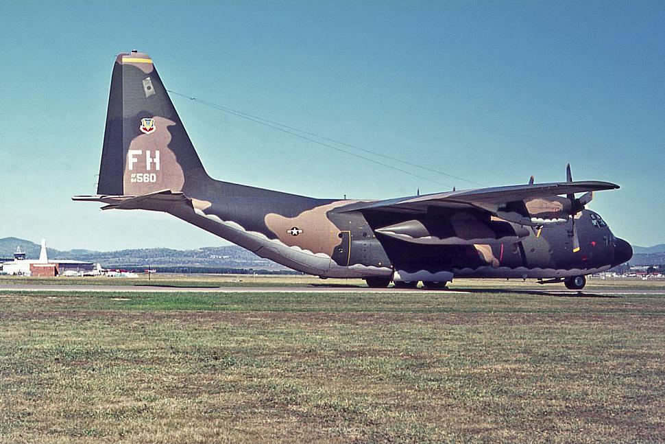 WN663AR16Edited USAF C-130E 64-0560 CBR Jan1969