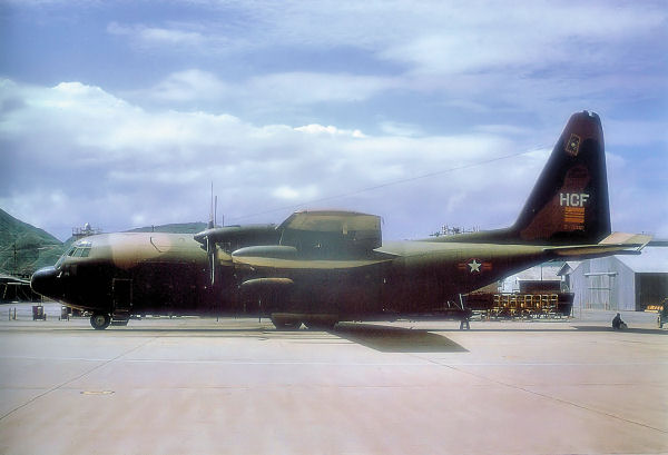 C-130A_57-0460_VNAF_TanSonNhut_1972.jpg