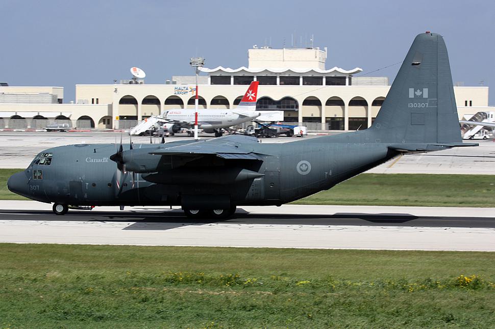130307-Canadian-Armed-Forces-Lockheed-C-130-Hercules PlanespottersNet 170736