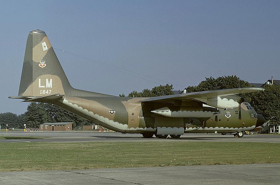 Lockheed C-130E Hercules (L-382), USA - Air Force AN1532343