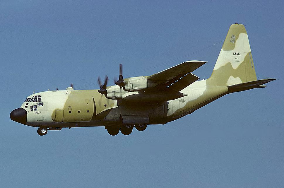 Lockheed C-130E Hercules (L-382), USA - Air Force AN1609040